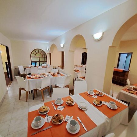 Hotel Provincia Трелью Экстерьер фото