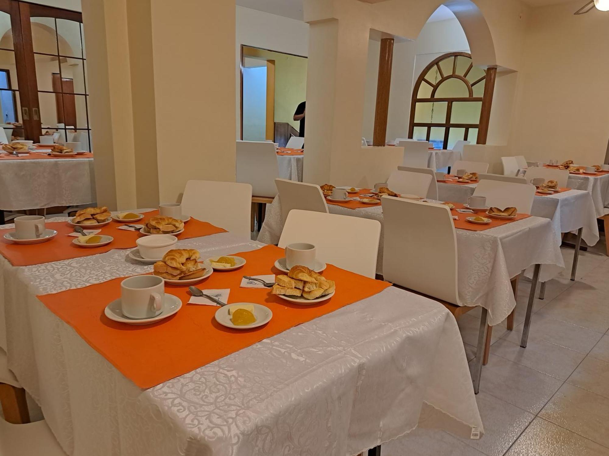 Hotel Provincia Трелью Экстерьер фото